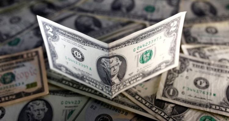 Dollar rally sputters as Fed sends mixed signals on inflation